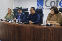 Reunião com assessores e chefes